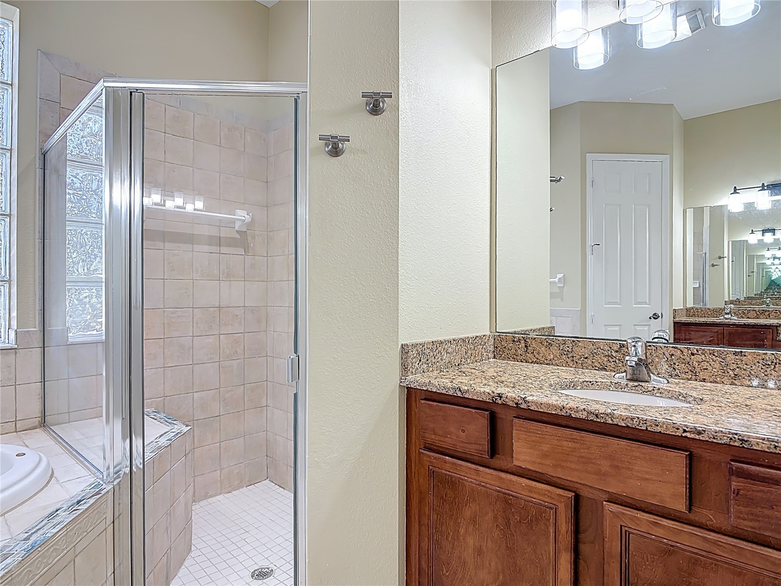 949 Hawk Landing Fruitland Park FL 34731 TB8470983 image47