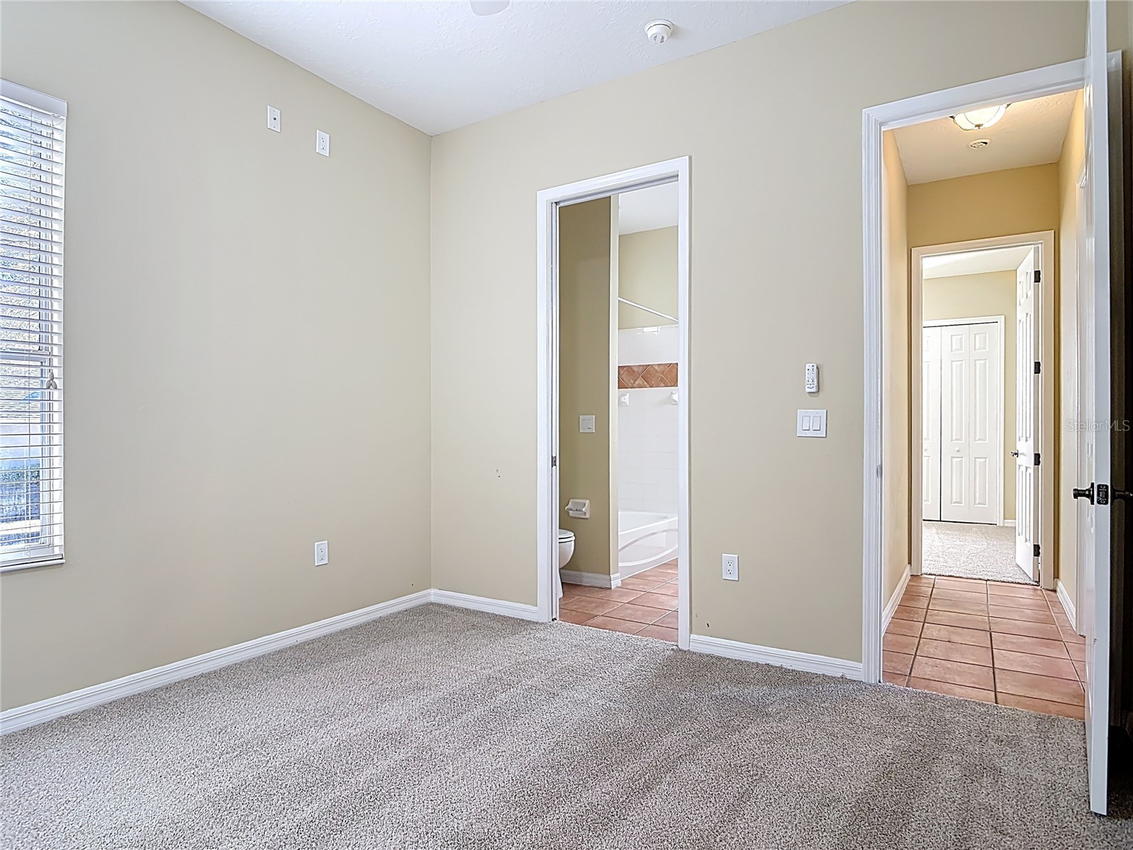 949 Hawk Landing Fruitland Park FL 34731 TB8470983 image53