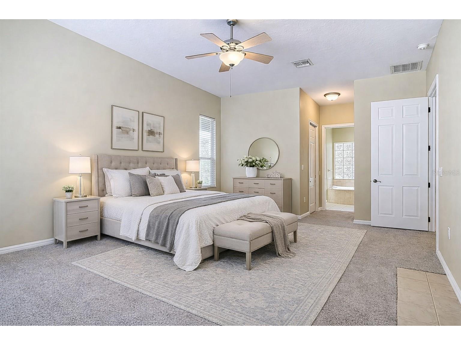 949 Hawk Landing Fruitland Park FL 34731 TB8470983 image6