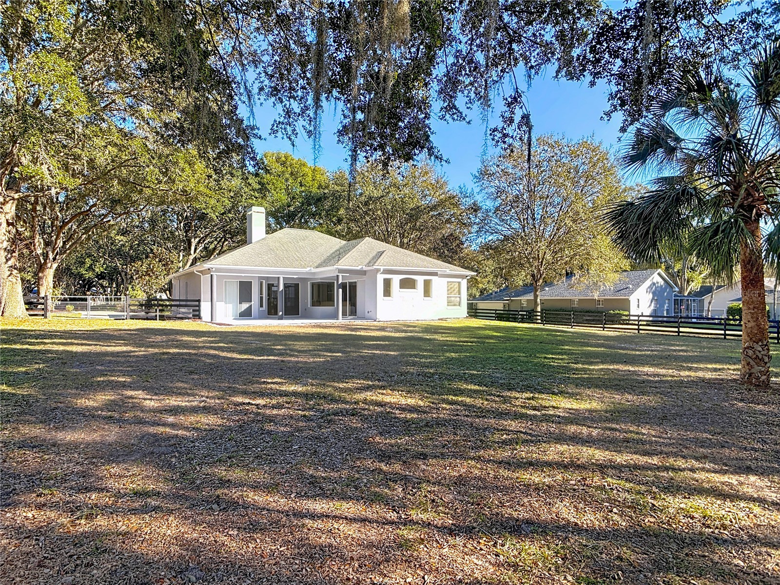949 Hawk Landing Fruitland Park FL 34731 TB8470983 image70