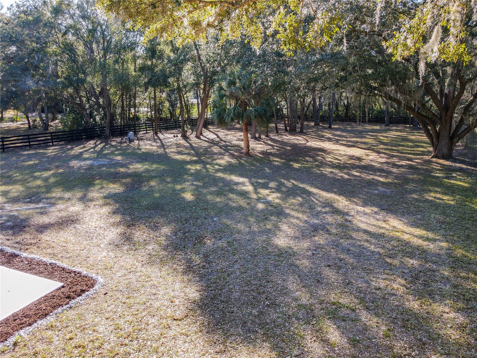 949 Hawk Landing Fruitland Park FL 34731 TB8470983 image74