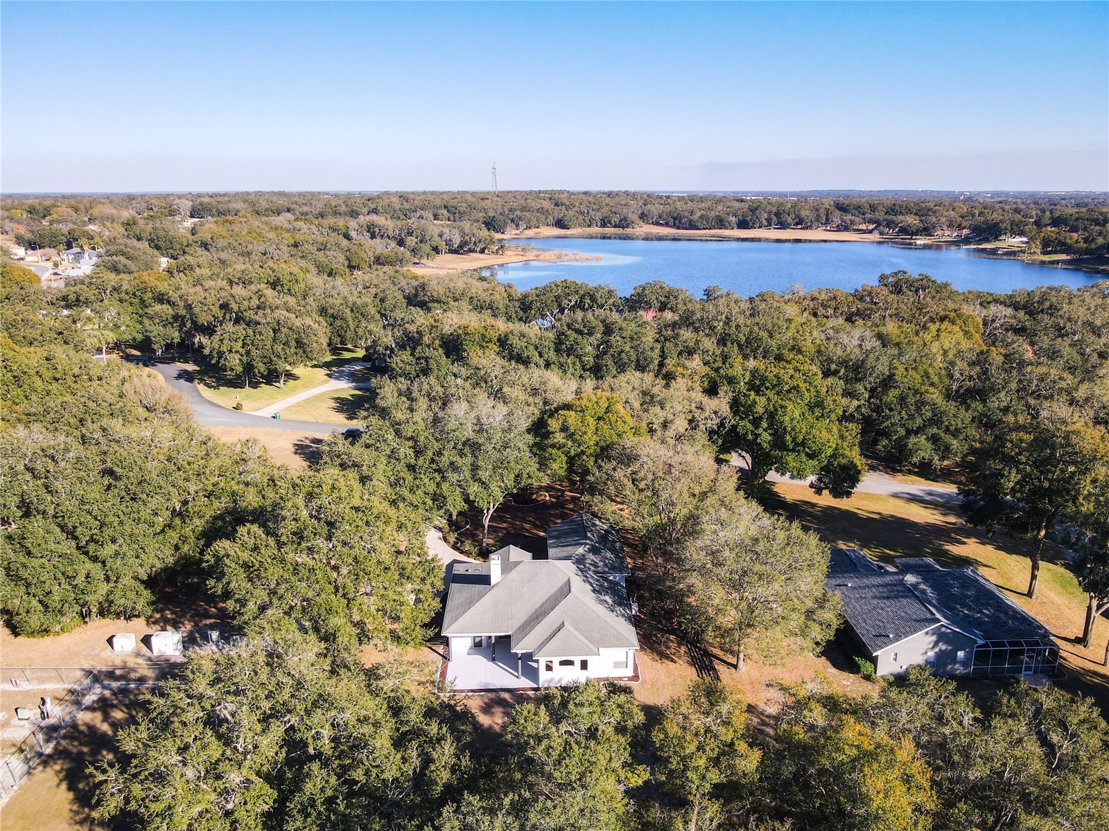 949 Hawk Landing Fruitland Park FL 34731 TB8470983 image78