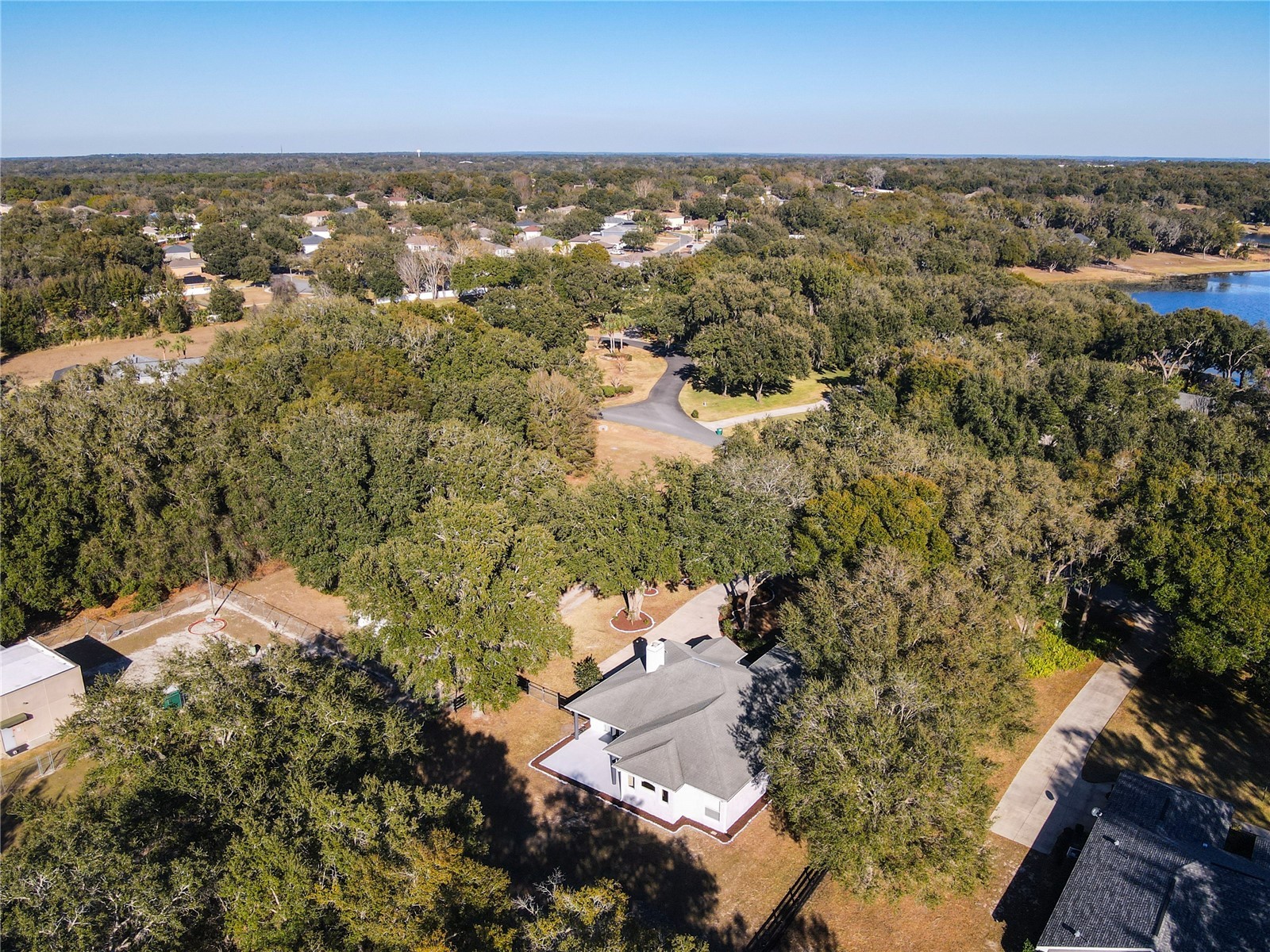 949 Hawk Landing Fruitland Park FL 34731 TB8470983 image79