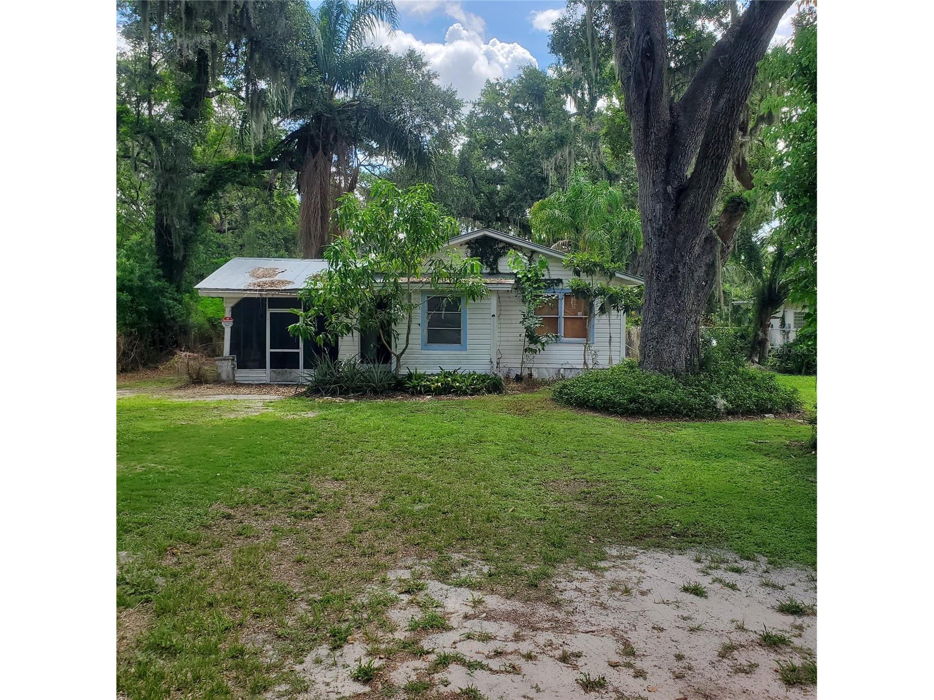 949 Lake Street Lake Hamilton FL 33851 - LAKE SARA P4937716 image1