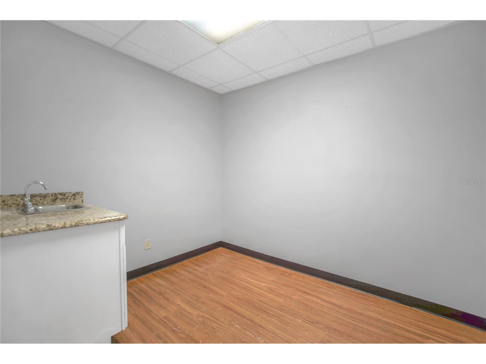 949 Lane Avenue S Jacksonville FL 32205 GC536640 image9