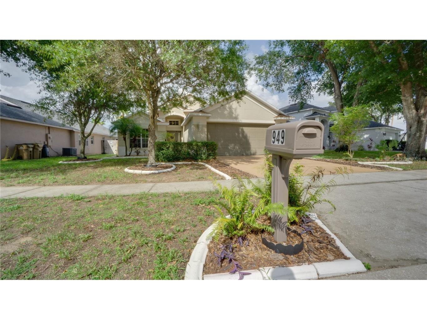 949 Woodsong Way Clermont FL 34714 OM703894 image1