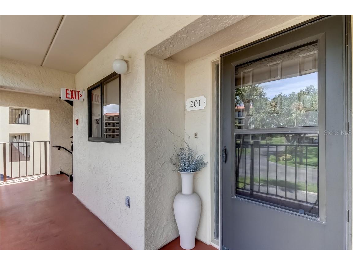 9490 Harbor Greens Way #201 Seminole FL 33776 U8206498 image1