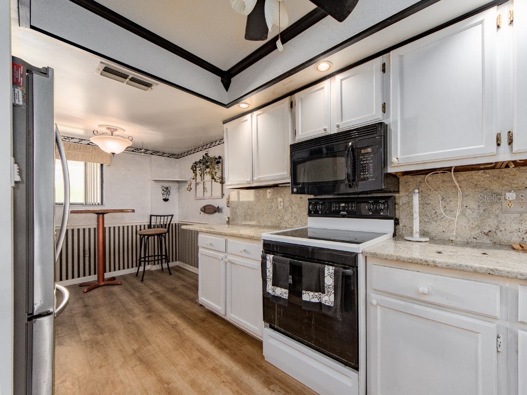 9490 Harbor Greens Way #305 Seminole FL 33776 TB8441907 image17