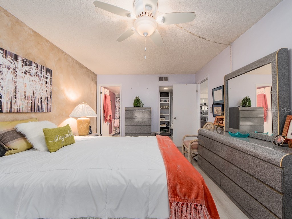 9490 Harbor Greens Way #305 Seminole FL 33776 TB8441907 image5