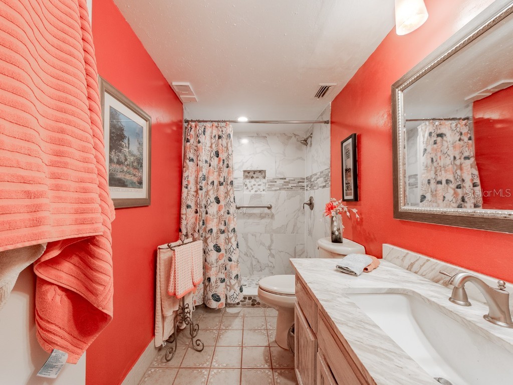 9490 Harbor Greens Way #305 Seminole FL 33776 TB8441907 image8