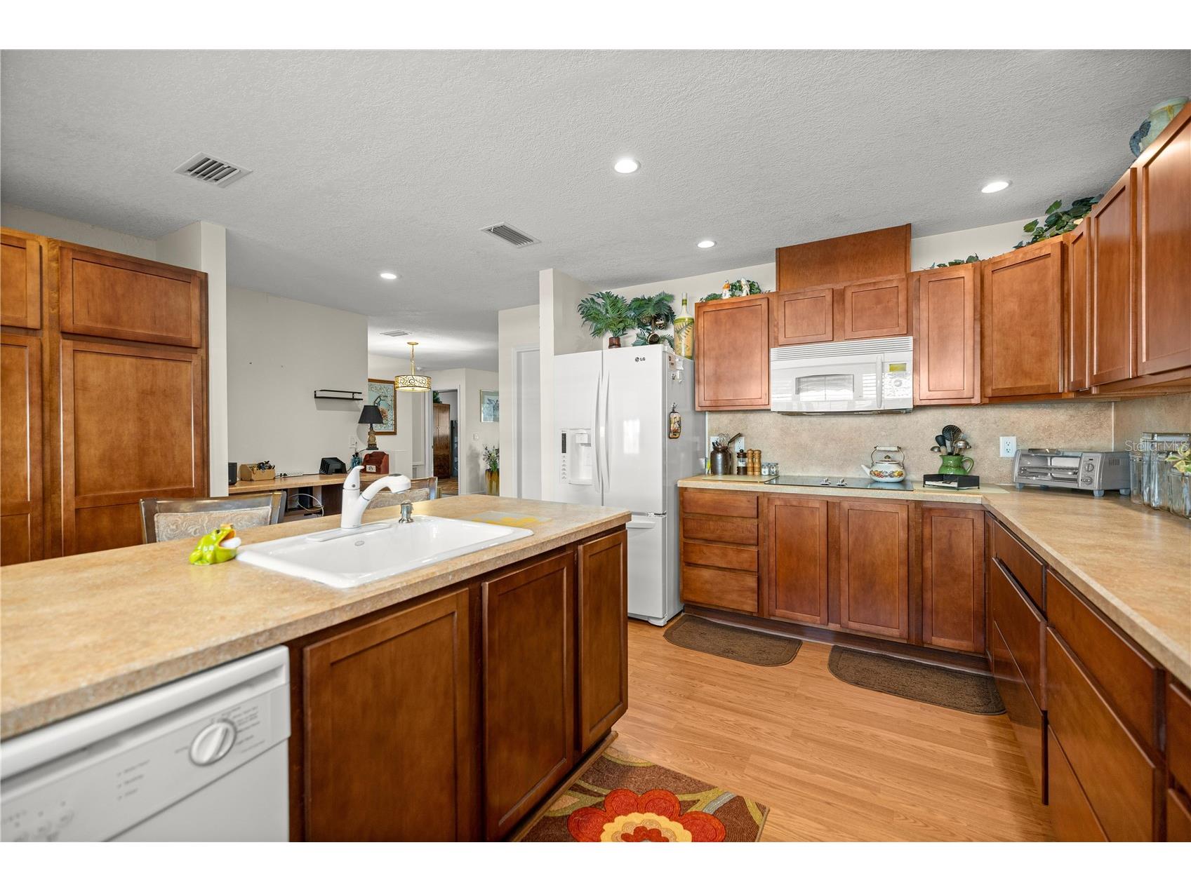 9490 SW 85th Avenue #C Ocala FL 34481 OM716529 image12