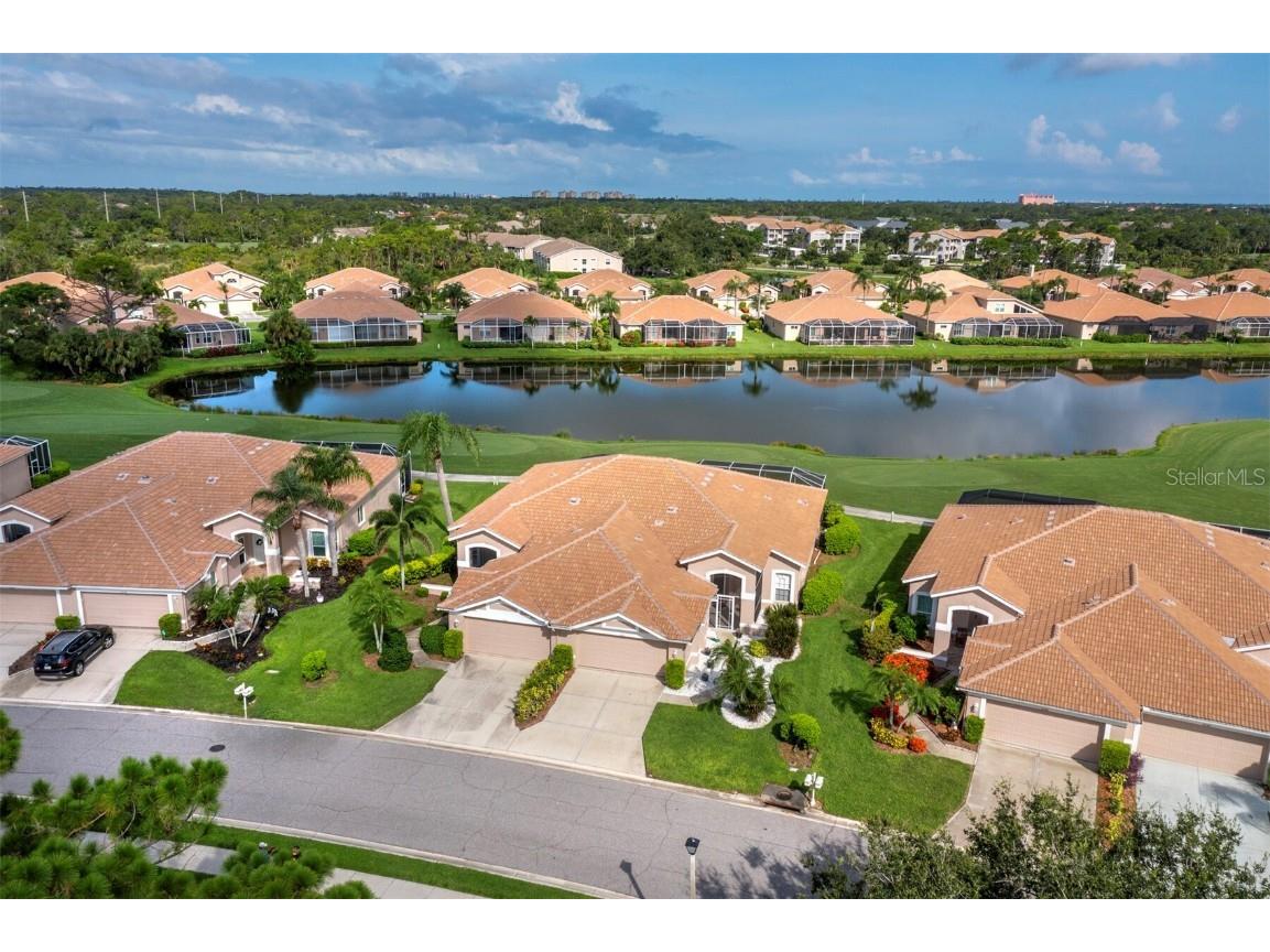 9492 Forest Hills Circle Sarasota FL 34238 A4659354 image1