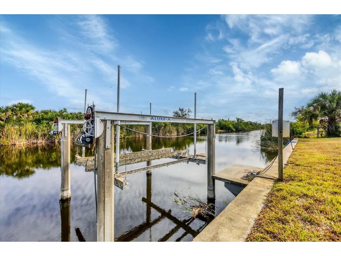 9492 Galaxie Circle Port Charlotte FL 33981 - NASTRAND WATERWAY D6144928 image27