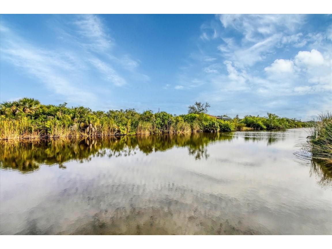 9492 Galaxie Circle Port Charlotte FL 33981 - NASTRAND WATERWAY D6144928 image28