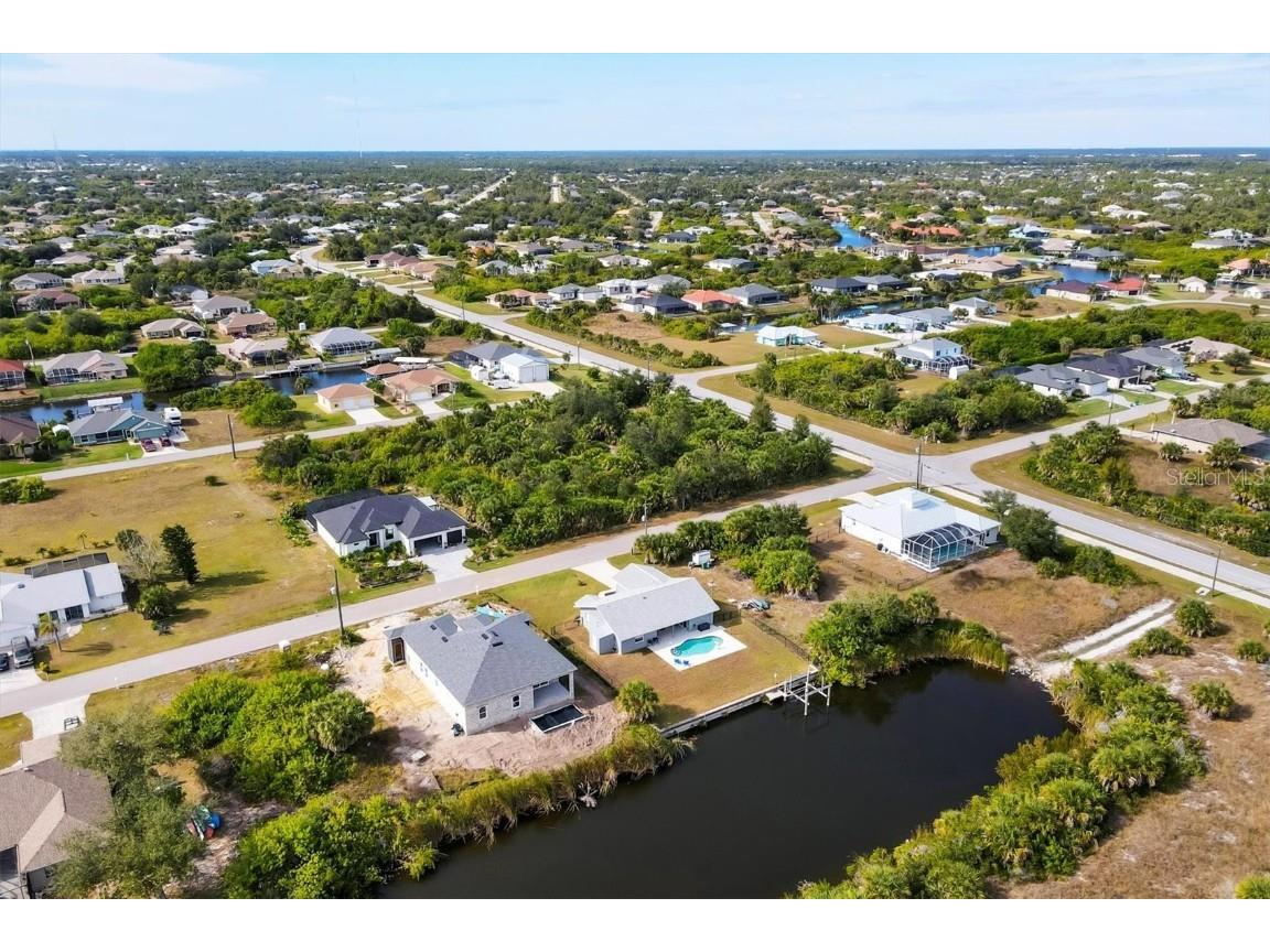 9492 Galaxie Circle Port Charlotte FL 33981 - NASTRAND WATERWAY D6144928 image34