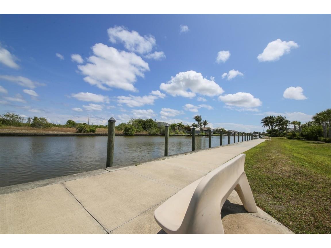 9492 Galaxie Circle Port Charlotte FL 33981 - NASTRAND WATERWAY D6144928 image44