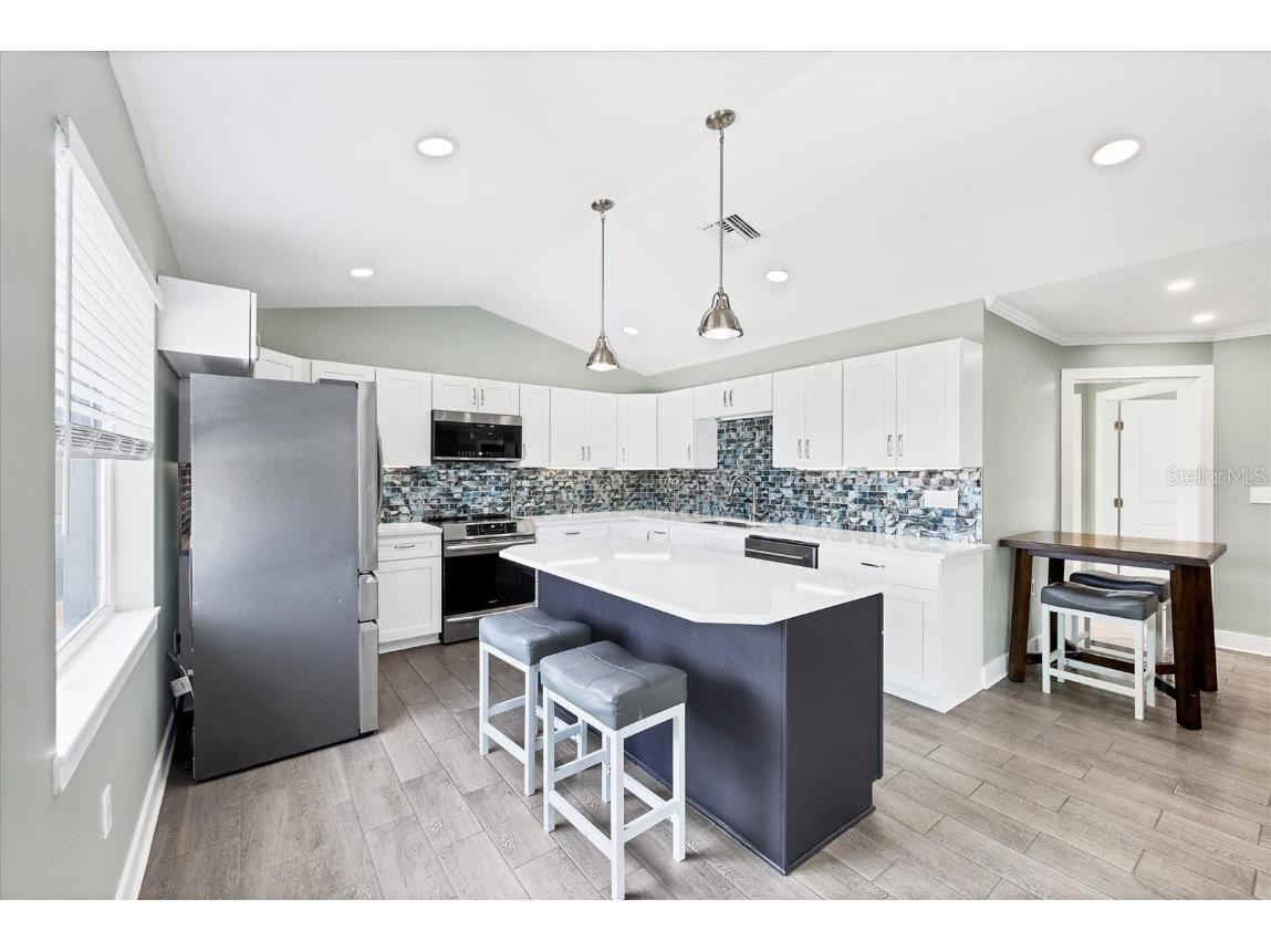 9492 Galaxie Circle Port Charlotte FL 33981 - NASTRAND WATERWAY D6144928 image9