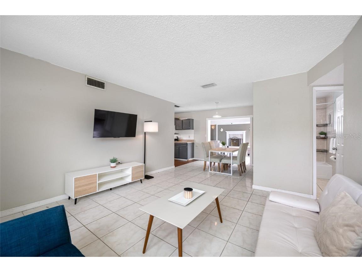 9493 55th Street N Pinellas Park FL 33782 TB8448361 image17