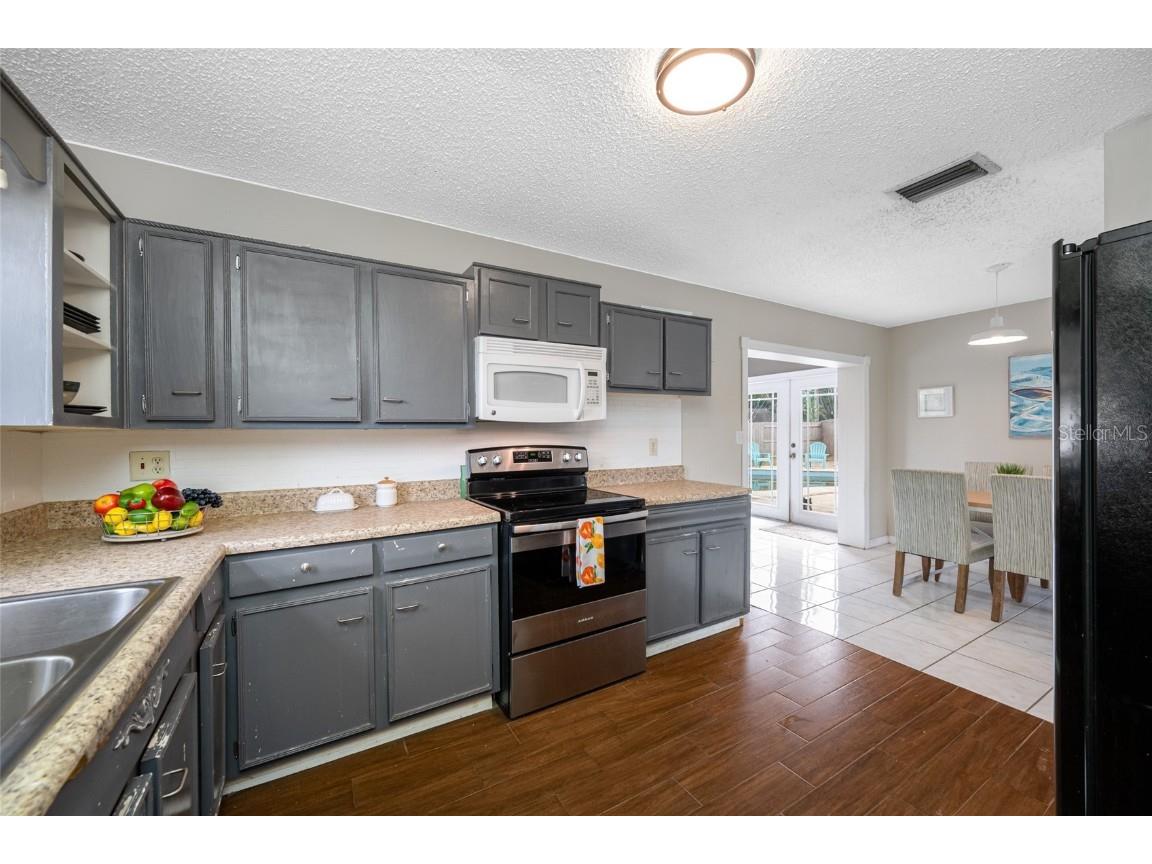 9493 55th Street N Pinellas Park FL 33782 TB8448361 image24