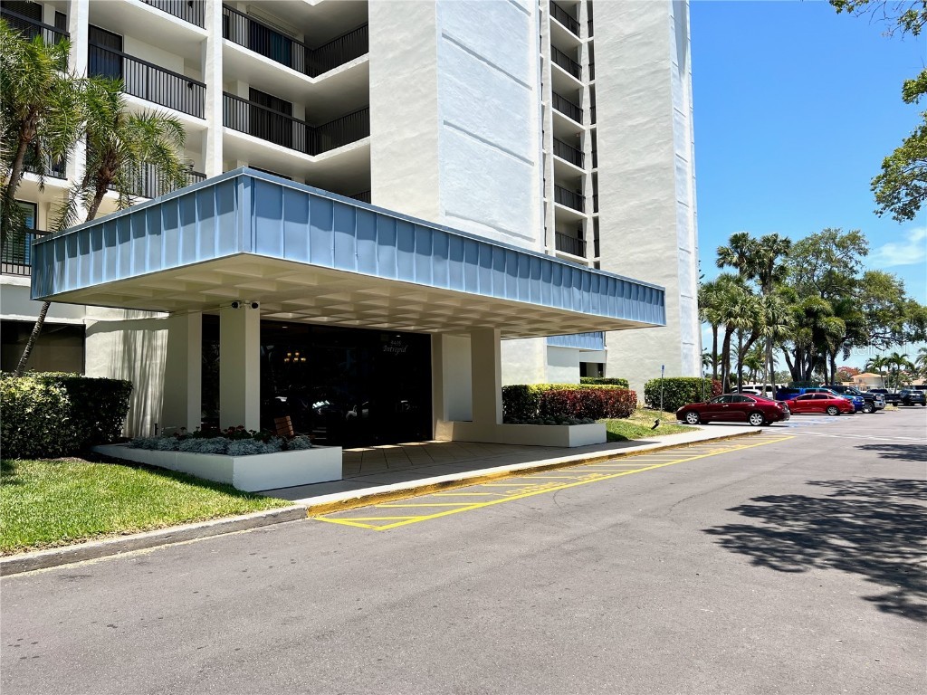 9495 Blind Pass Road #1205 Saint Pete Beach FL 33706 - BOCA CIEGA BAY U8188308 image1
