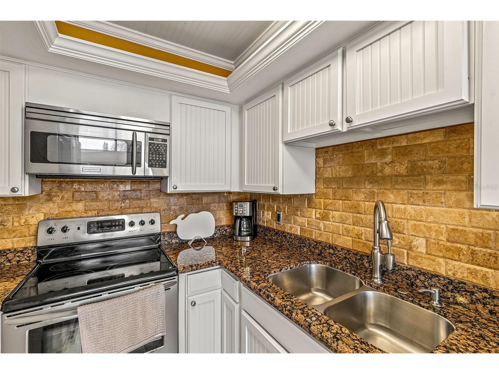 9495 Blind Pass Road #202 Saint Pete Beach FL 33706 - INTRACOASTAL WATERWAY TB8504479 image11