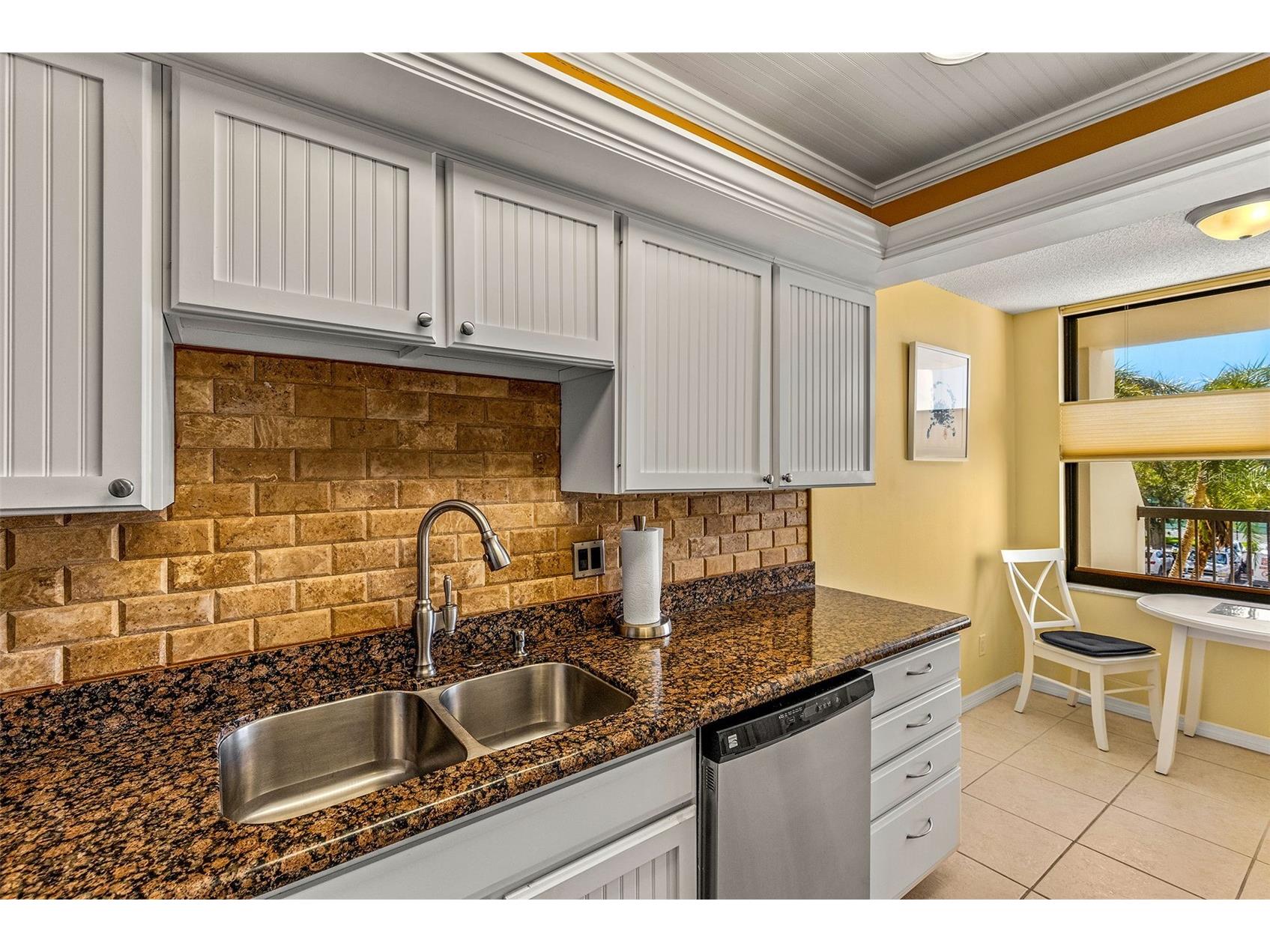 9495 Blind Pass Road #202 Saint Pete Beach FL 33706 - INTRACOASTAL WATERWAY TB8504479 image9