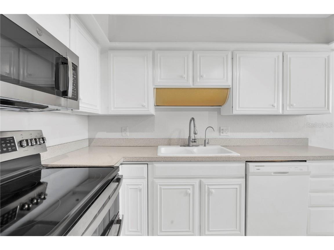 9495 Blind Pass Road #304 Saint Pete Beach FL 33706 - INTRACOASTAL WATERWAY TB8450837 image12