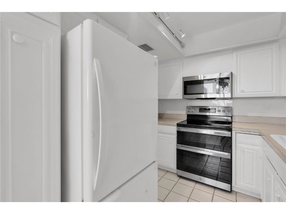 9495 Blind Pass Road #304 Saint Pete Beach FL 33706 - INTRACOASTAL WATERWAY TB8450837 image15