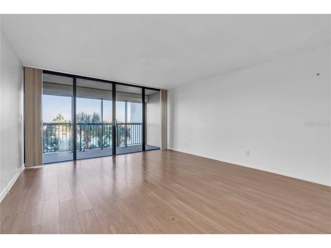 9495 Blind Pass Road #304 Saint Pete Beach FL 33706 - INTRACOASTAL WATERWAY TB8450837 image6