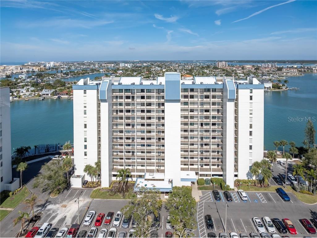 9495 Blind Pass Road #304 Saint Pete Beach FL 33706 - INTERCOASTAL WATERWAY TB8461916 image2