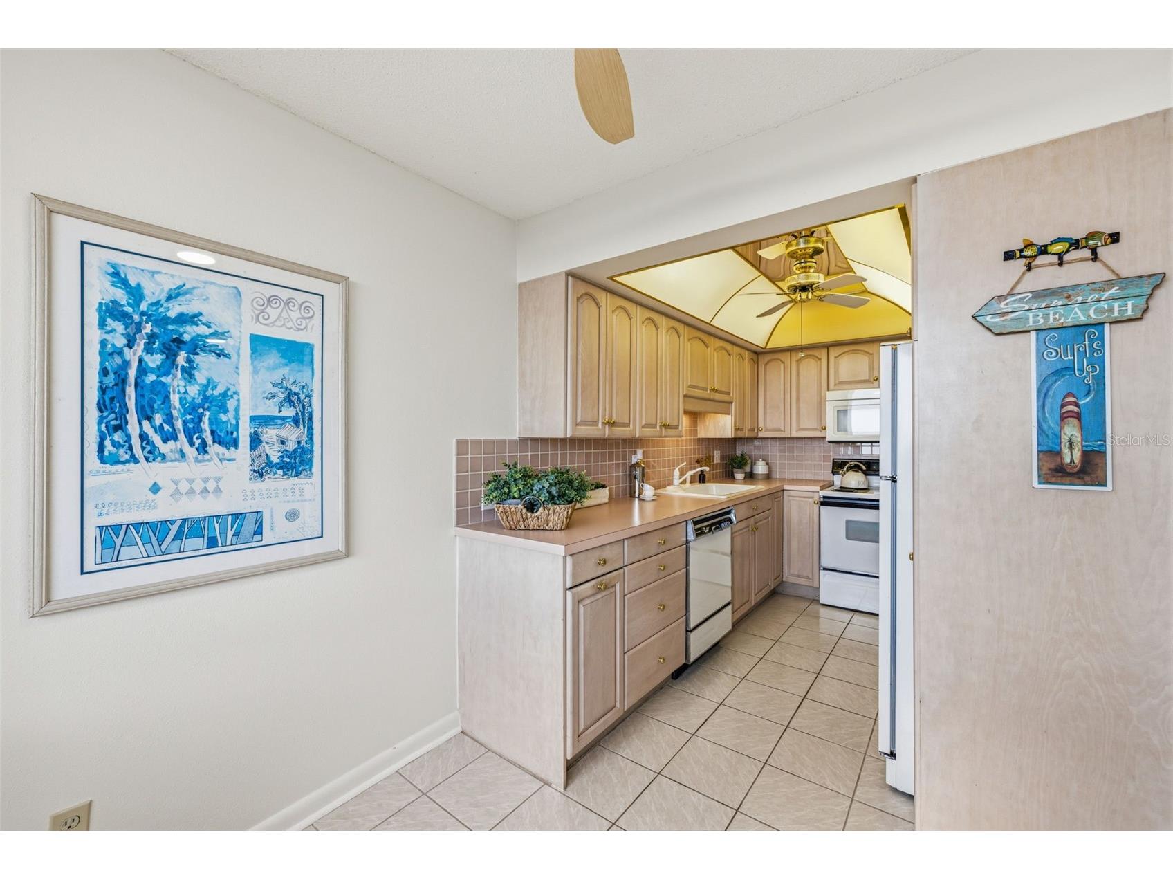 9495 Blind Pass Road #603 Saint Pete Beach FL 33706 - INTRACOASTAL WATERWAY TB8493488 image20