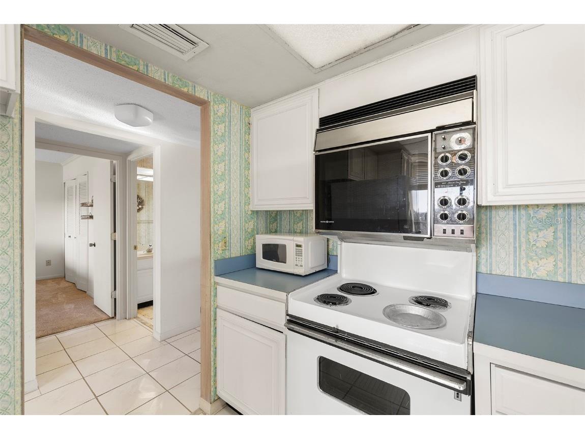 9495 Blind Pass Road #706 Saint Pete Beach FL 33706 - INTRACOASTAL WATERWAY TB8330304 image12