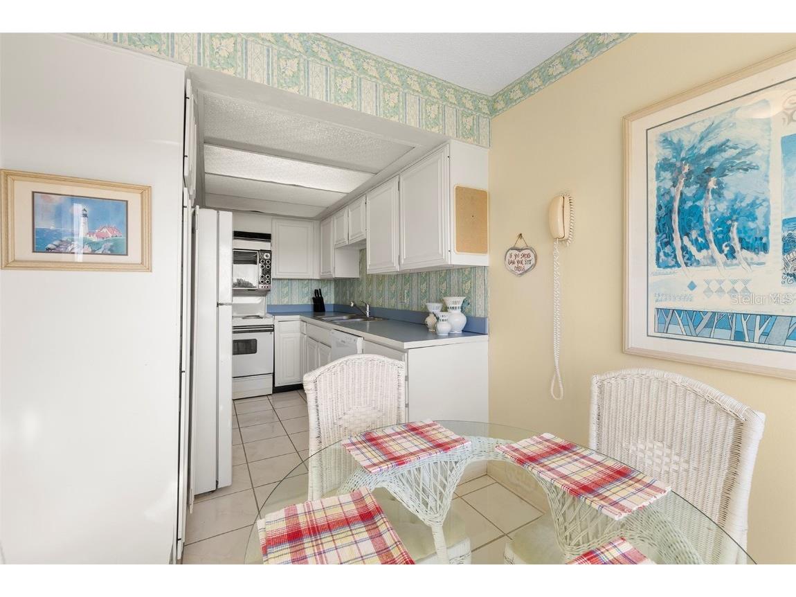 9495 Blind Pass Road #706 Saint Pete Beach FL 33706 - INTRACOASTAL WATERWAY TB8330304 image17