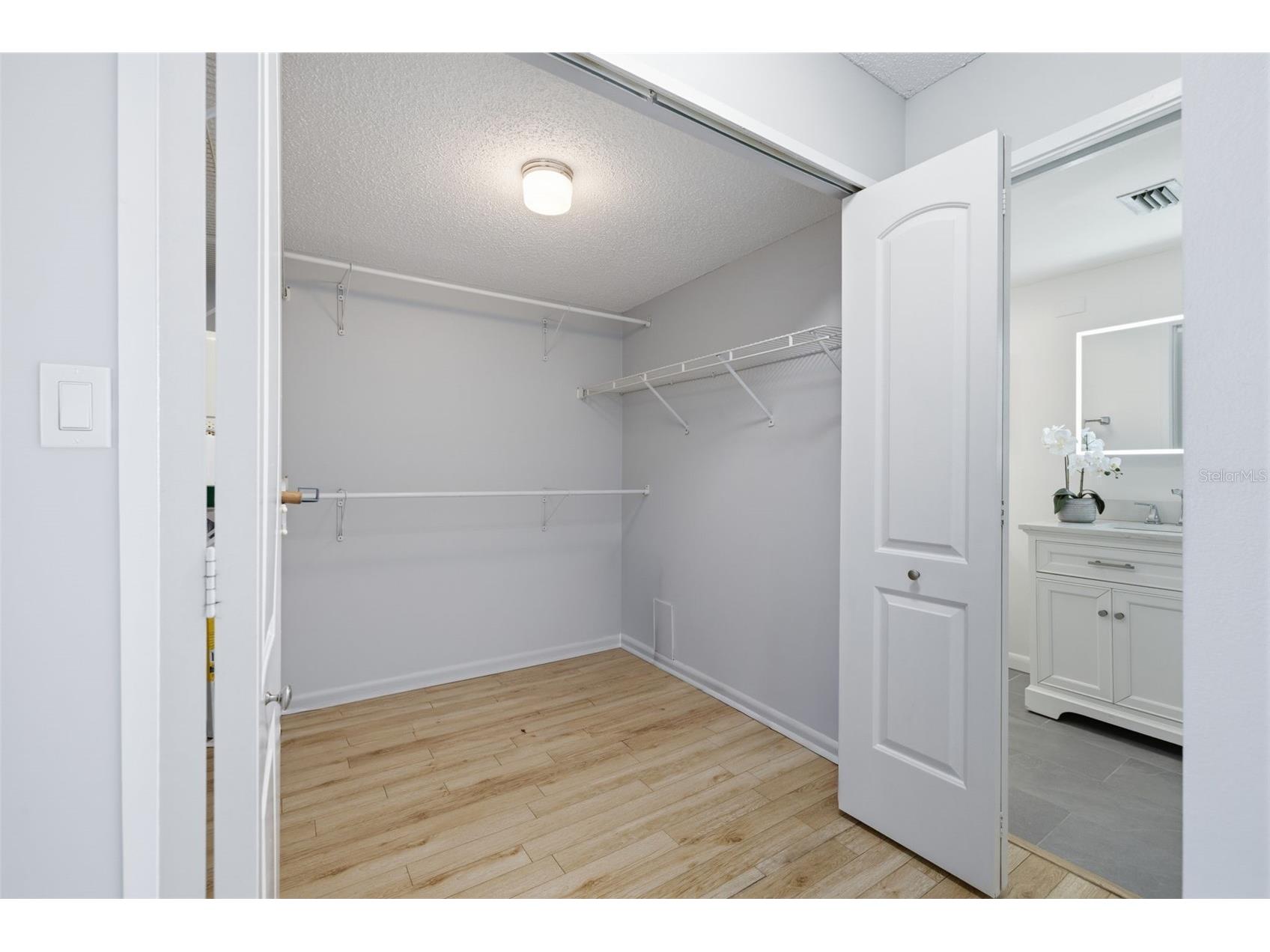9495 Blind Pass Road #905 Saint Pete Beach FL 33706 - INTRACOASTAL WATERWAY TB8488506 image17