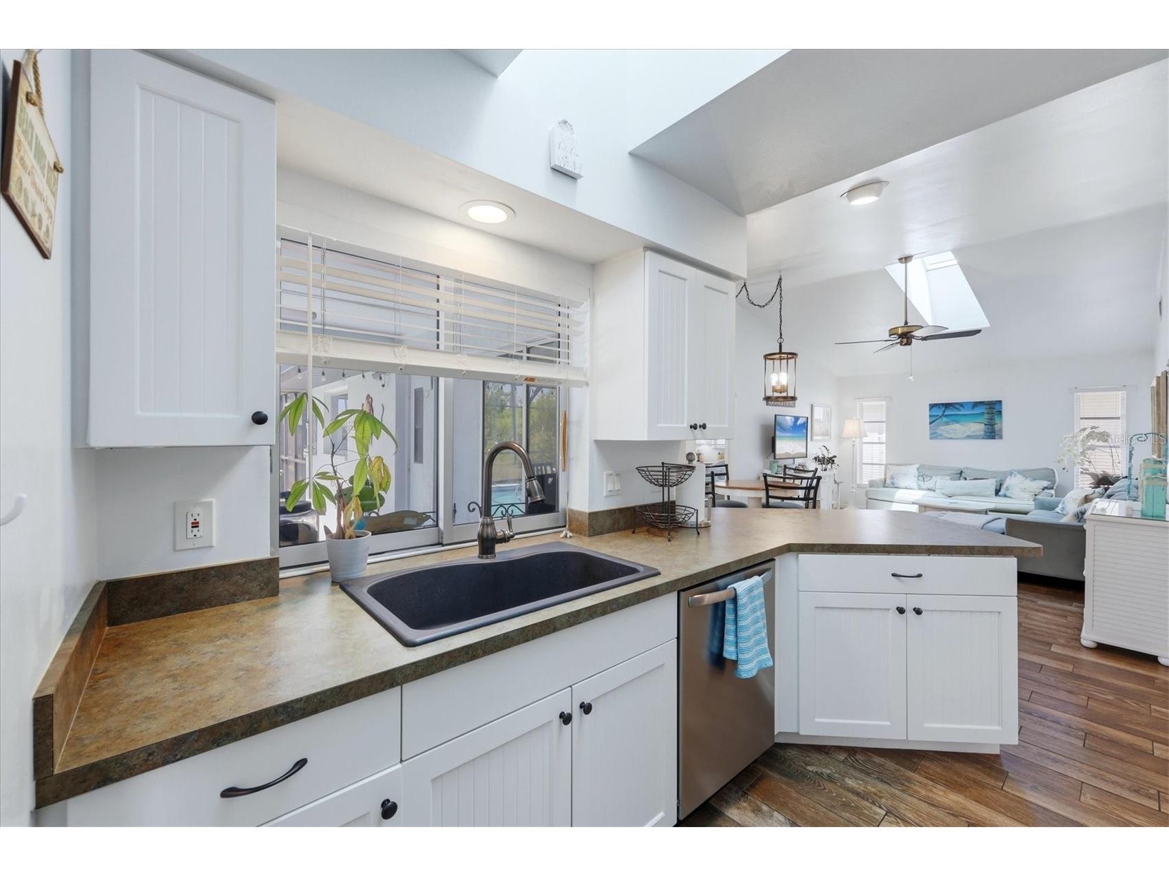 9495 Gulfstream Boulevard Englewood FL 34224 C7526586 image19
