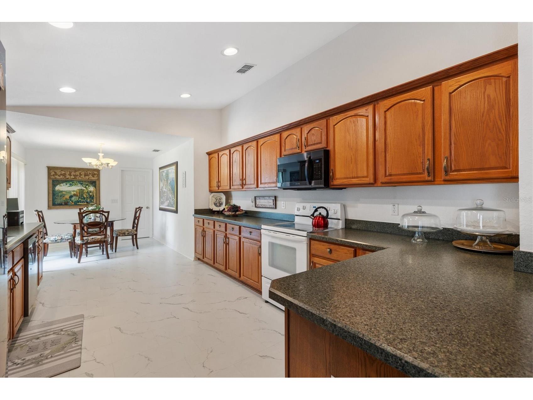 9498 SE 174th Loop Summerfield FL 34491 OM725767 image9