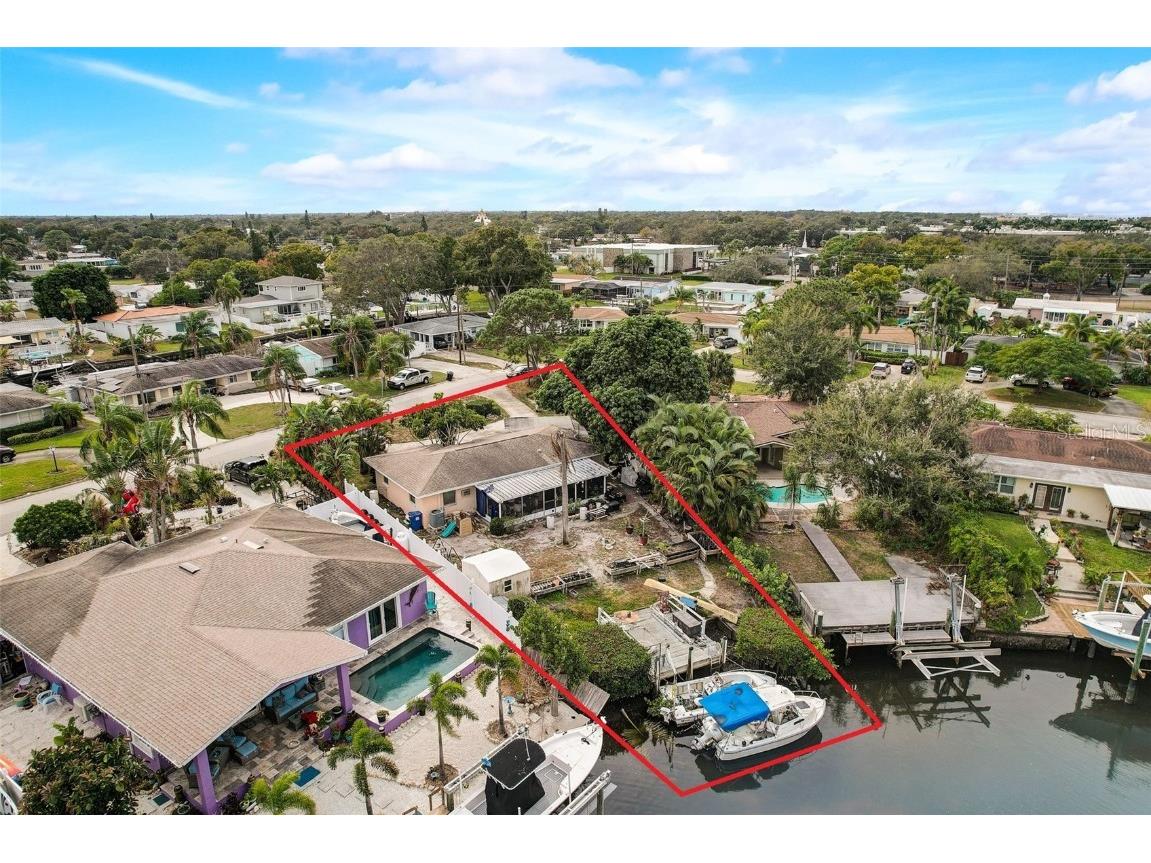 9499 Treasure Lane NE Saint Petersburg FL 33702 U8224786 image1