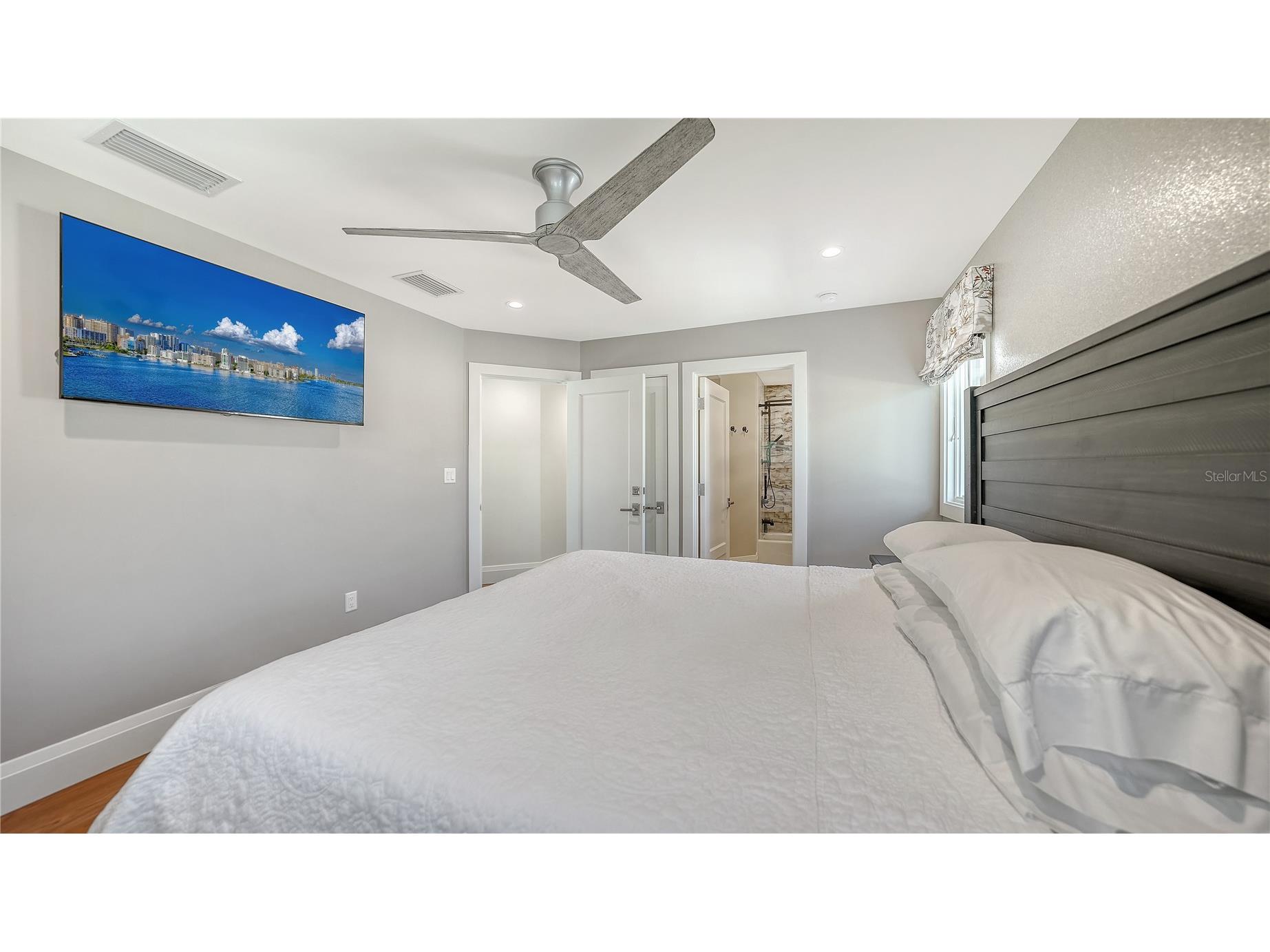 95 52nd Street Holmes Beach FL 34217 - GULF OF MEXICO A4680380 image39