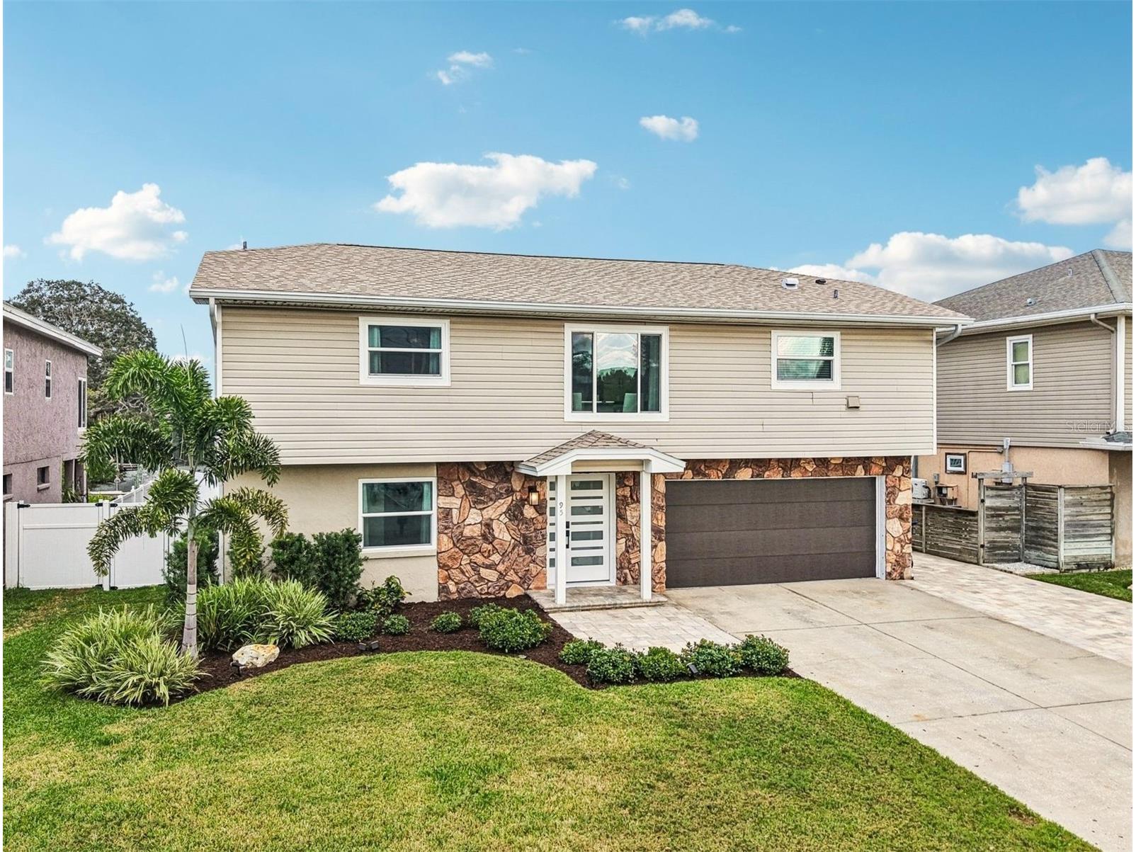 95 Eastwinds Court Palm Harbor FL 34683 TB8452183 image1