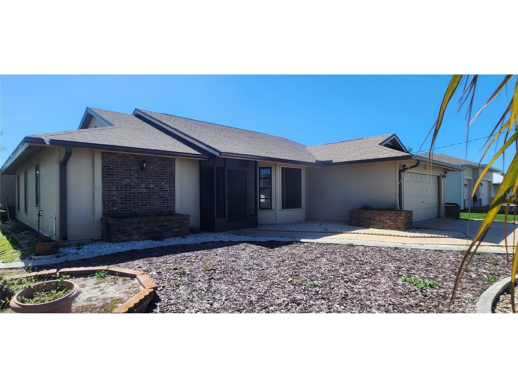 95 Mark Twain Lane Rotonda West FL 33947 D6140859 image1