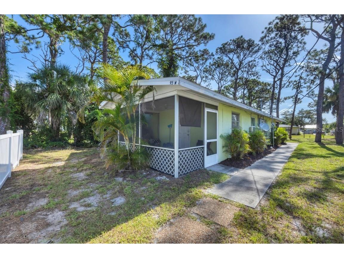 95 Orange Street Englewood FL 34223 D6143329 image1