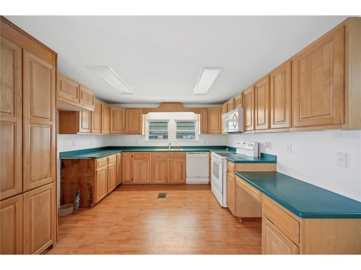 95 Parson Drive Winter Haven FL 33884 P4935492 image8