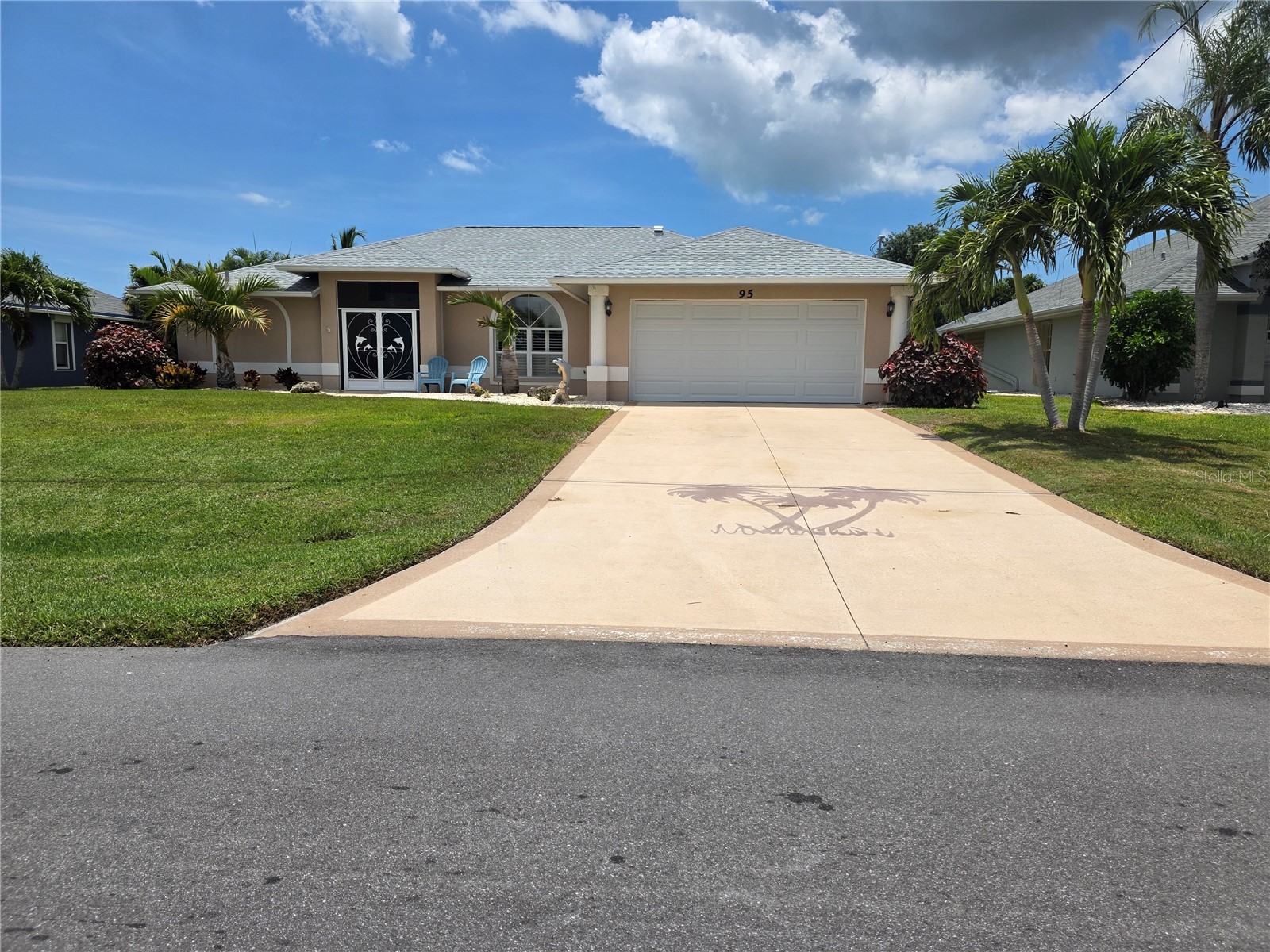 95 Sportsman Road Rotonda West FL 33947 N6144910 image1