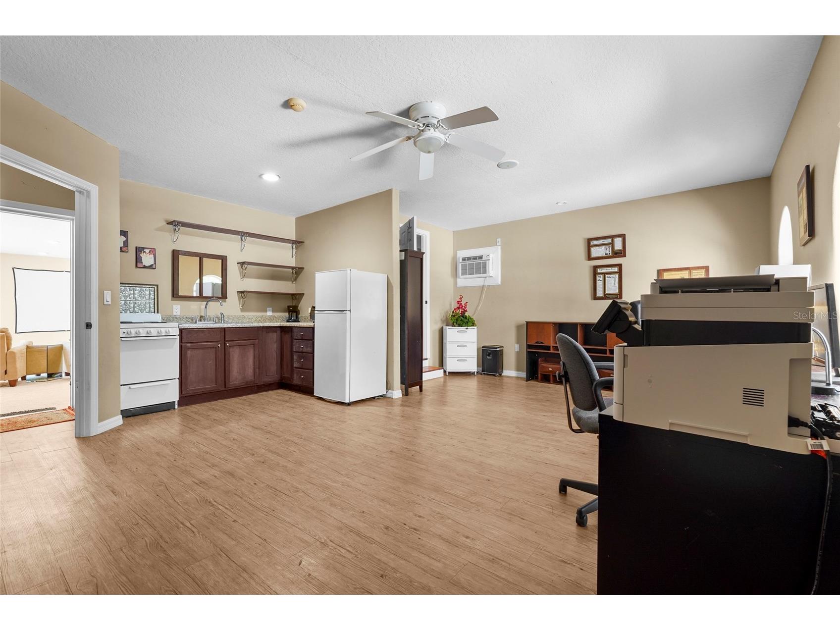 95 Vic Edwards Road Sarasota FL 34240 A4677155 image41