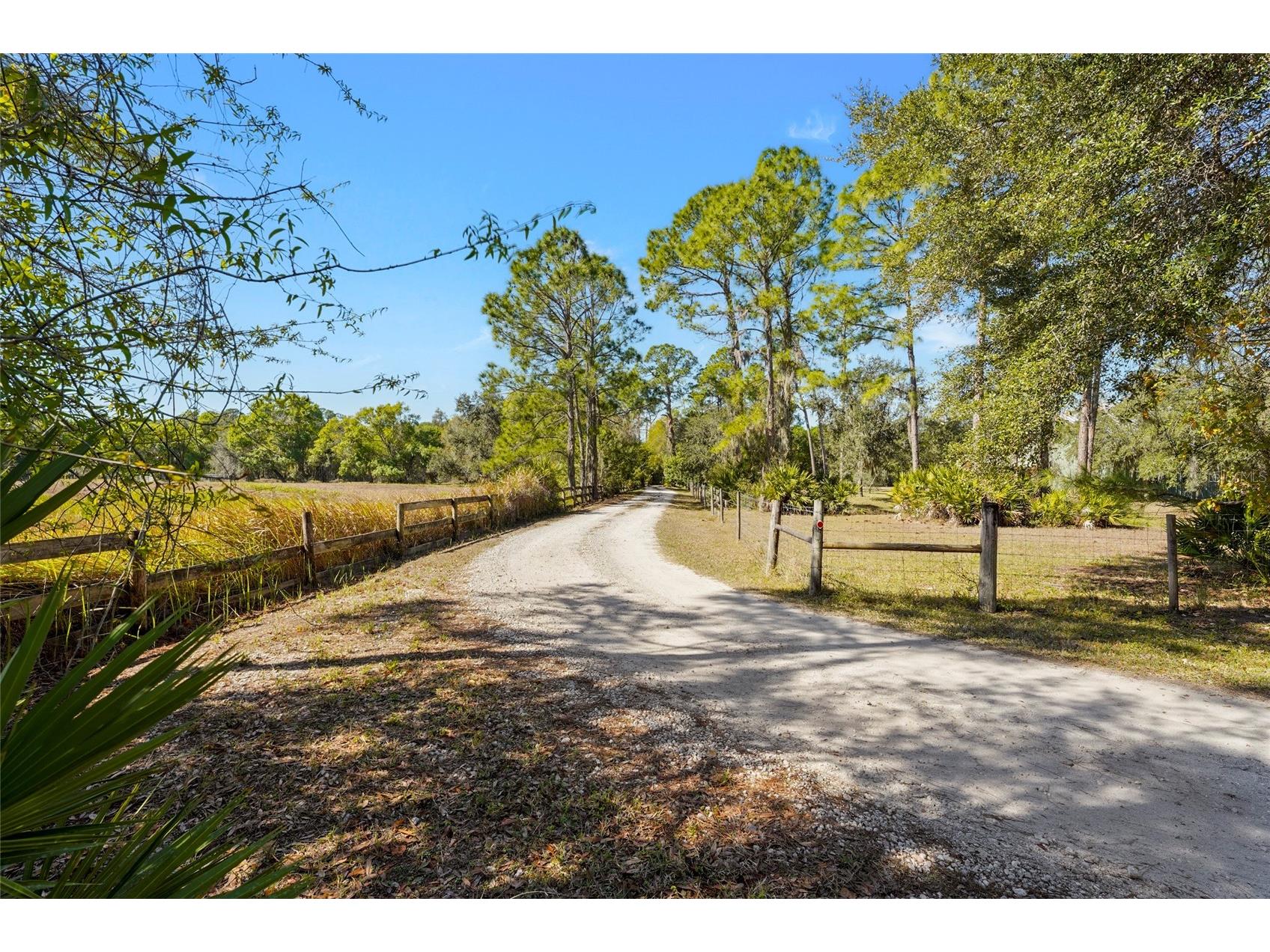 95 Vic Edwards Road Sarasota FL 34240 A4677155 image72