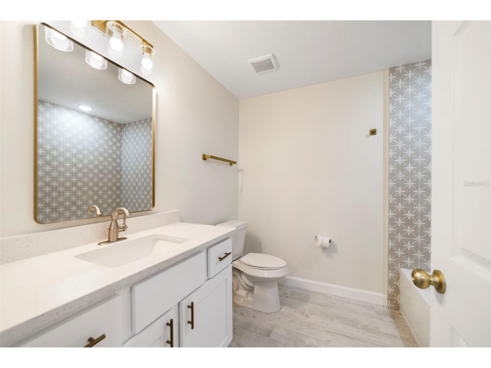 95 W Towne Place Titusville FL 32796 O6383305 image9