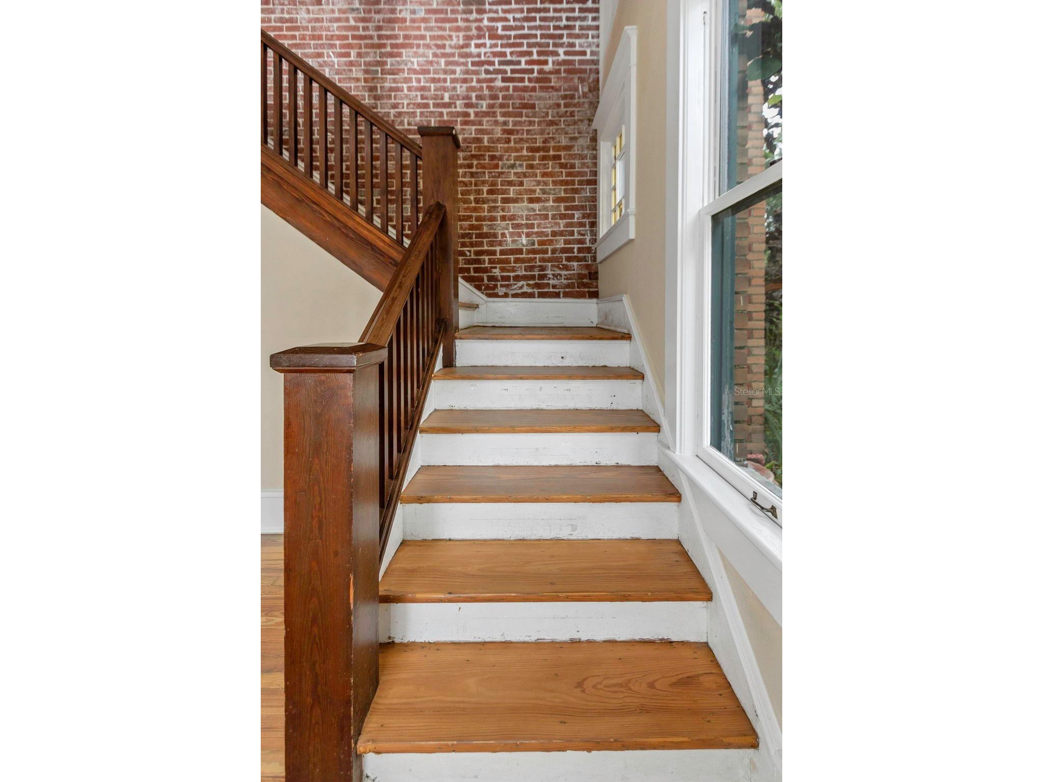 950 12th Street N Saint Petersburg FL 33705 TB8407200 image30