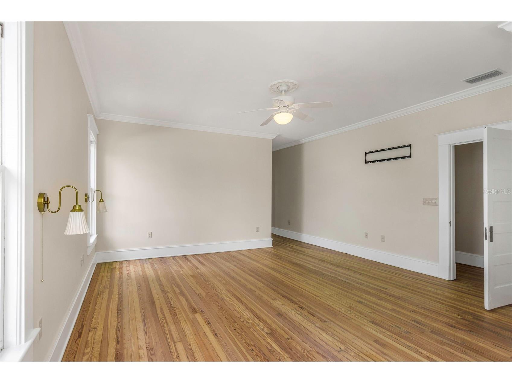 950 12th Street N Saint Petersburg FL 33705 TB8407200 image33