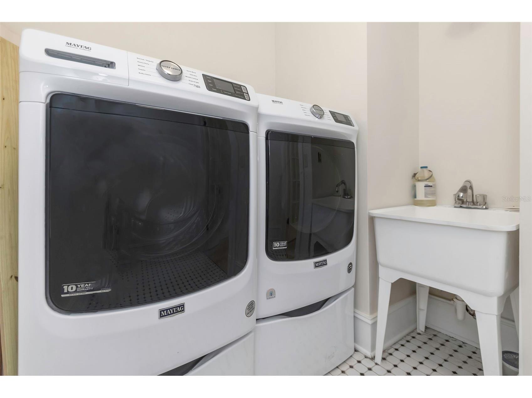 950 12th Street N Saint Petersburg FL 33705 TB8407200 image41