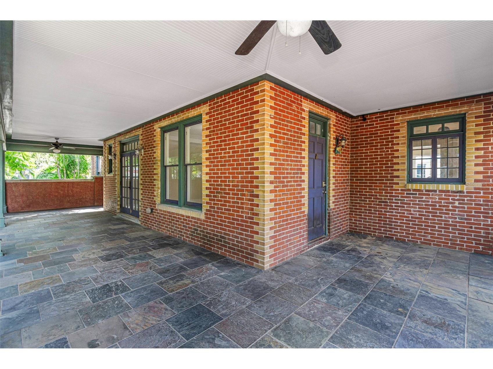 950 12th Street N Saint Petersburg FL 33705 TB8407200 image53